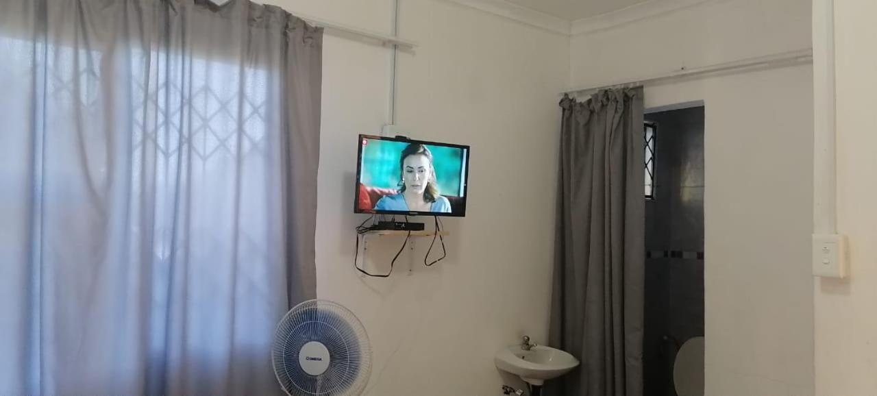 30 Nine Guesthouse Nseleni Екстериор снимка